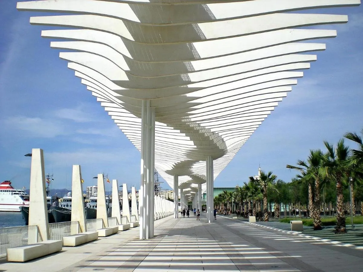 Reding Beach & Center City Malaga Apartment