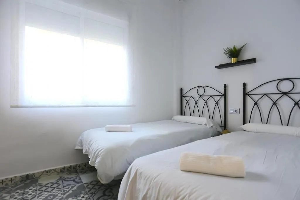 Reding Beach & Center City Malaga Apartment