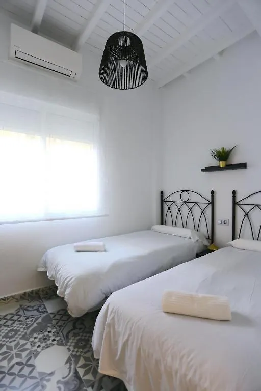 Reding Beach & Center City Malaga Apartment